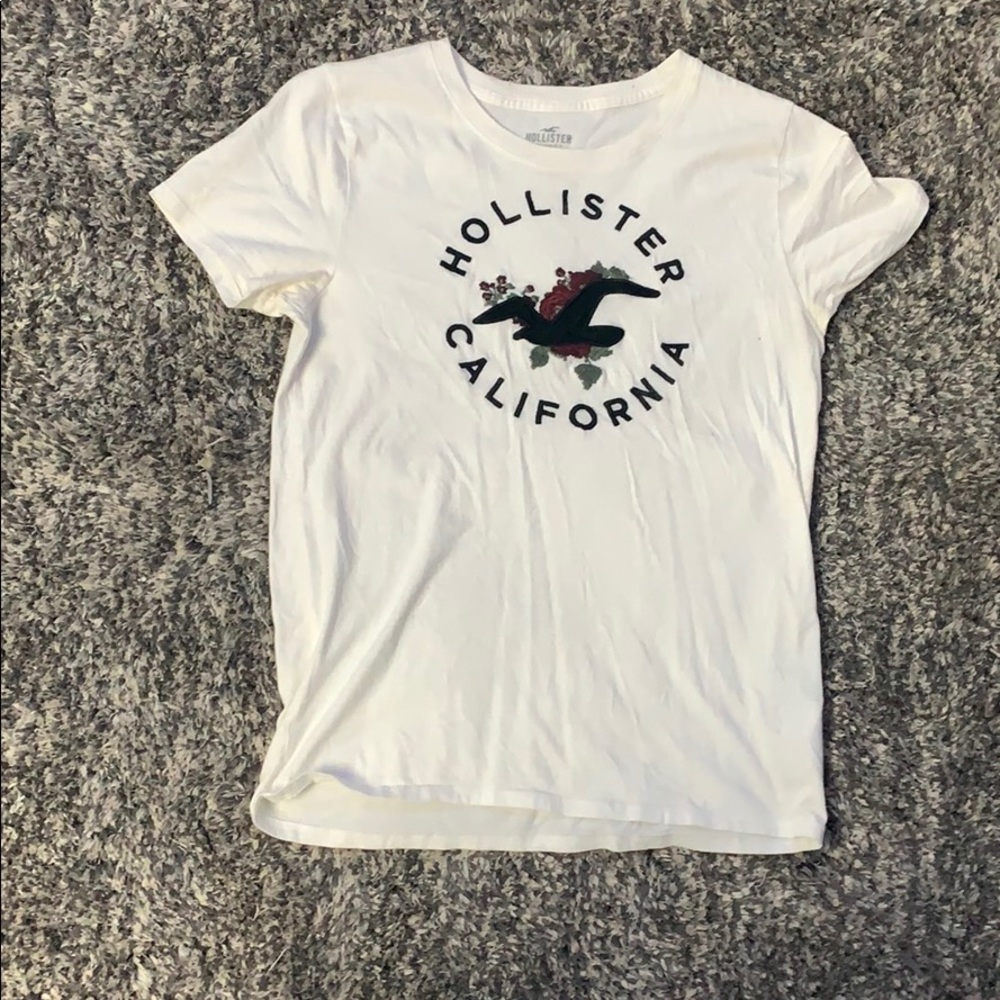 White tee shirt